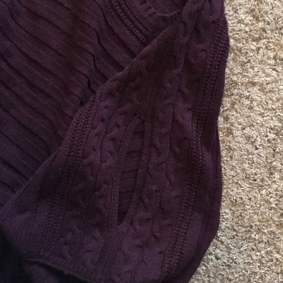 Poncho - Picture 4 of 4